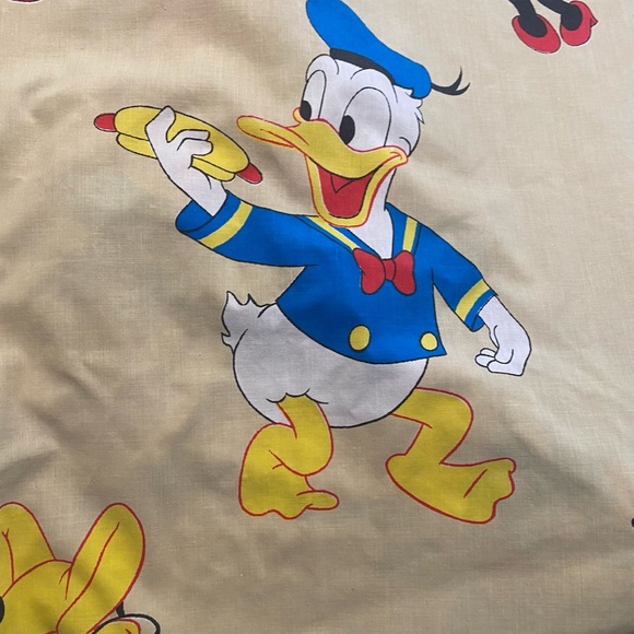 Vintage Fashion Manor Pennys Disney Donald Duck Mickey Minnie Daisy fitted sheet - Picture 7 of 15